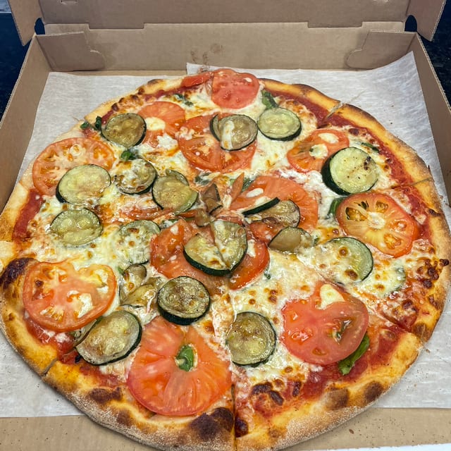 16" Roasted Veggie.